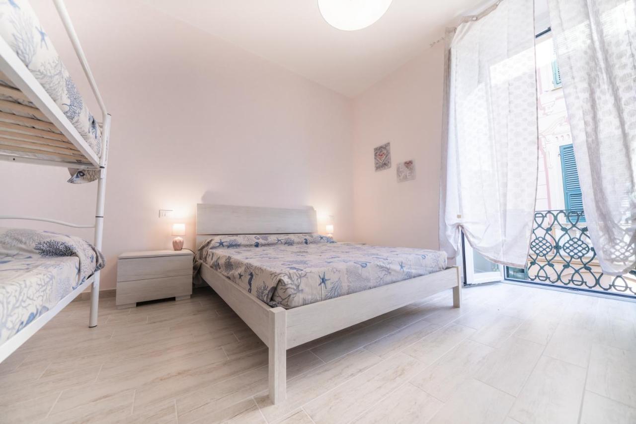 Gli Appartamenti Della Fra Lavagna Exterior foto